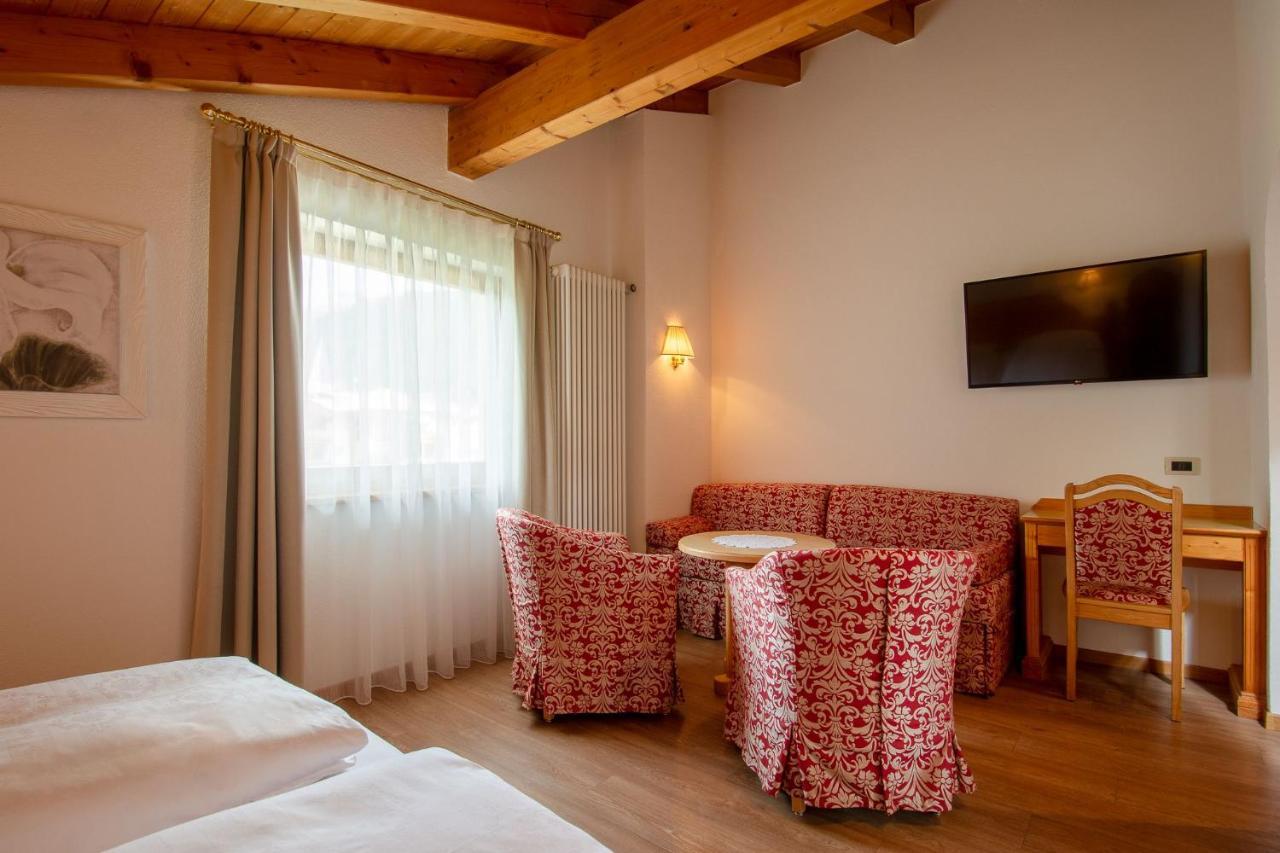 Hotel Villa Eden Corvara In Badia Exterior foto